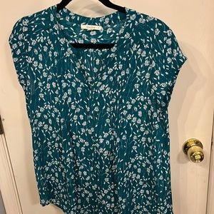 Green Sleeveless Business Casual Blouse